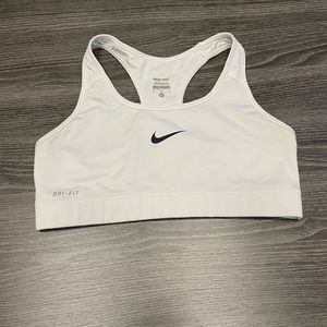 Nike Women’s Sports Bra